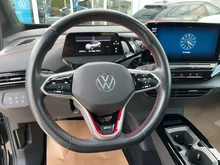 VW ID.4 GTX 4MOTION 220 kW in Grenadillschwarz Metallic