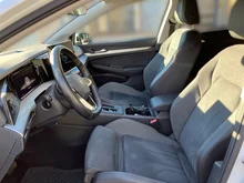 VW Golf Variant Life mHeV DSG in Pure White