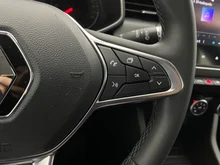 Renault Clio V Zen in schwarz