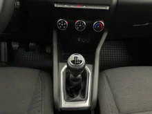Renault Clio V Zen in schwarz
