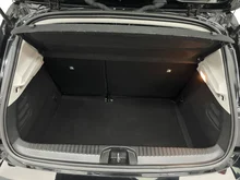 Renault Clio V Zen in schwarz