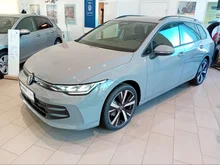 VW Golf Variant Business mHeV DSG in Mondsteingrau