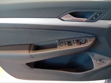 VW Golf Variant Business mHeV DSG in Mondsteingrau