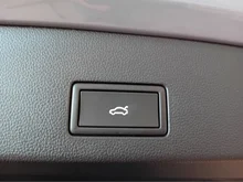 VW Golf Variant Business mHeV DSG in Mondsteingrau