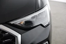 Audi Q3 Sportback 35 TDI S line exterieur in MYTHOS BLACK METALLIC