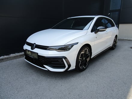 VW Golf Variant Sport mHeV DSG