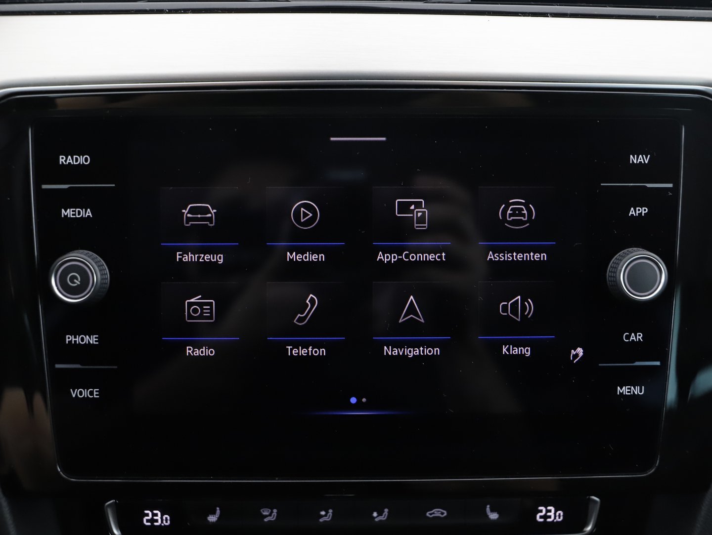 VW Passat Variant Elegance TDI DSG | Bild 20 von 31