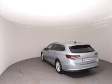 Škoda Superb Combi Selection iV TSI DSG in Pebble-Silber Metallic