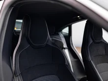 Porsche Taycan 4S in DOLOMITSILBERMETALLIC