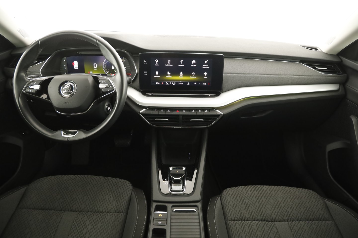 Škoda OCTAVIA Combi Premium TDI DSG | Bild 17 von 21