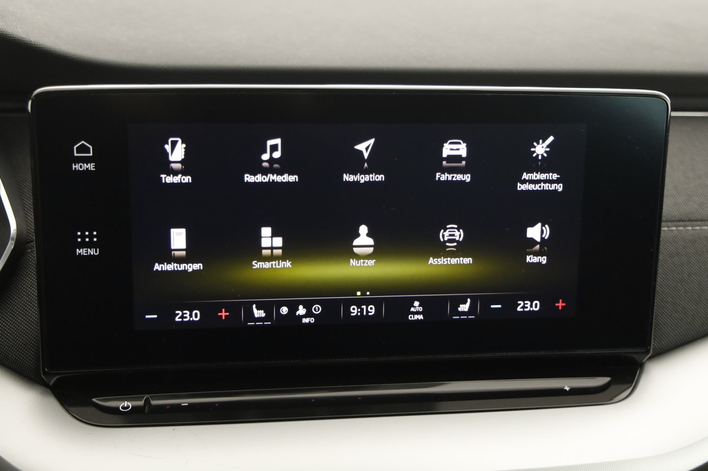 Škoda OCTAVIA Combi Premium TDI DSG | Bild 13 von 21
