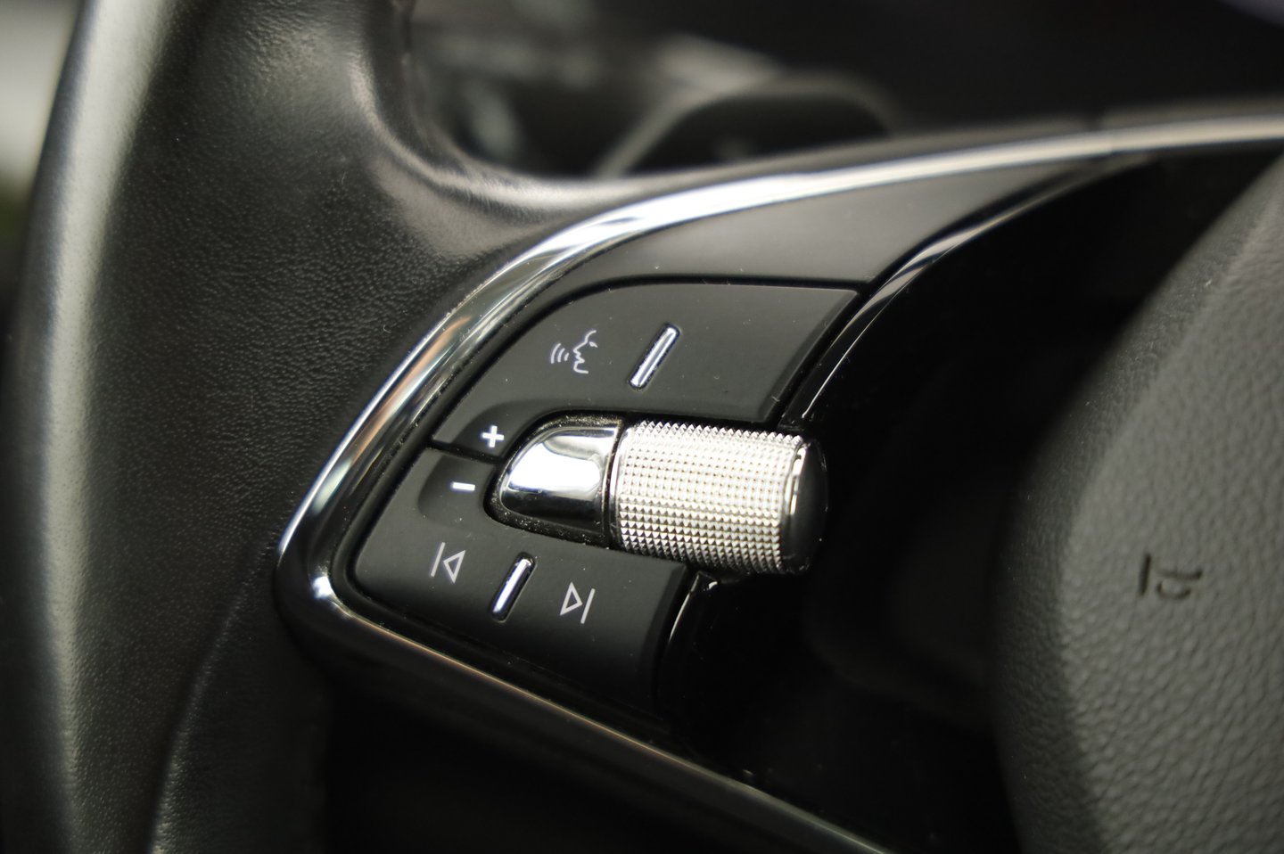 Škoda OCTAVIA Combi Premium TDI DSG | Bild 10 von 21