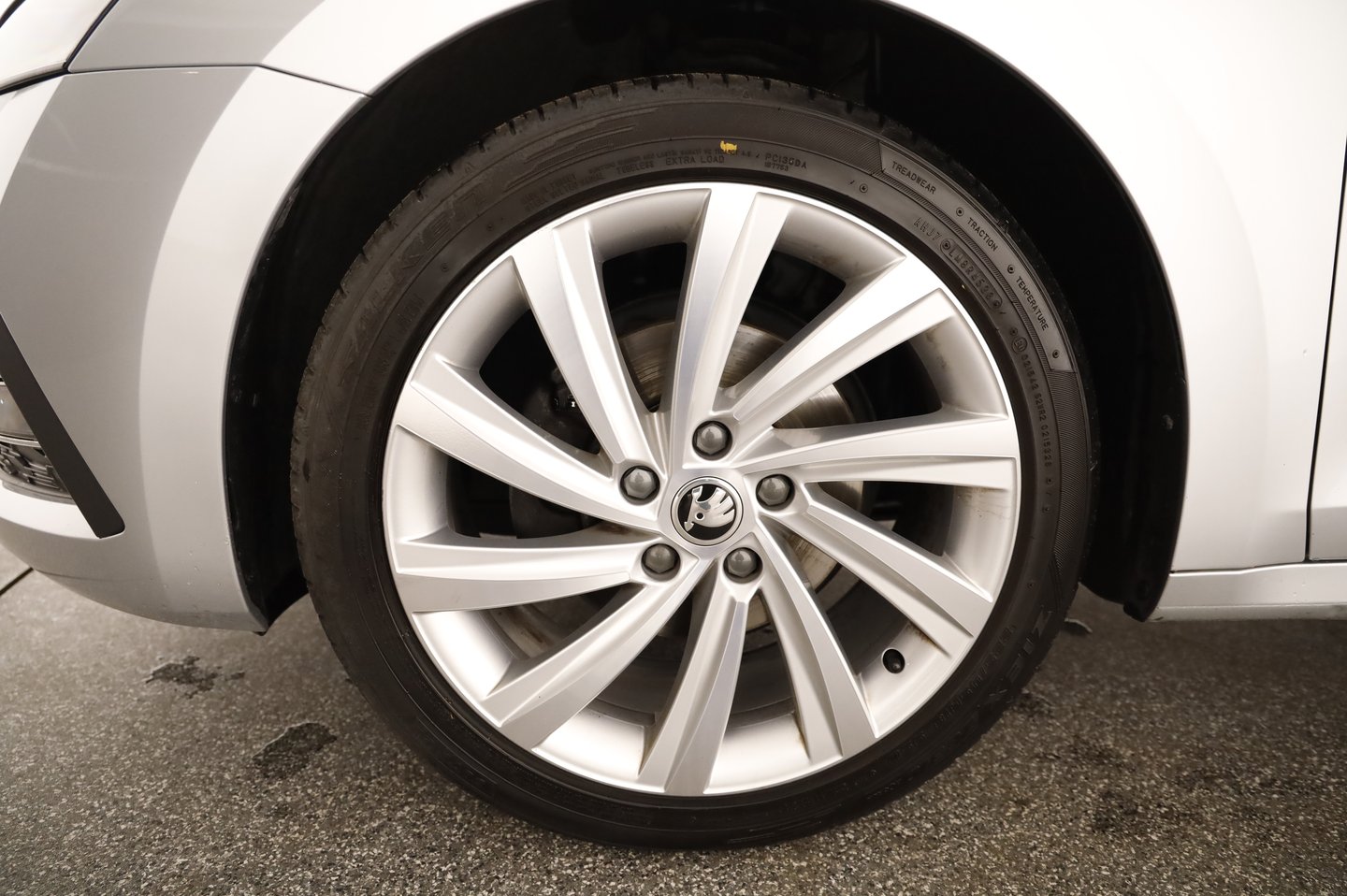 Škoda OCTAVIA Combi Premium TDI DSG | Bild 3 von 21