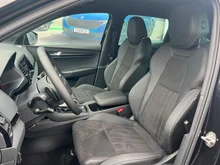 Škoda Karoq 4x4 Sportline TDI DSG in Black-Magic Perleffekt