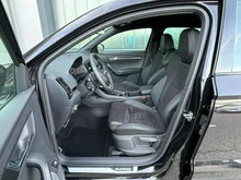 Škoda Karoq 4x4 Sportline TDI DSG in 1Z Schwarz-Magic Perleffekt