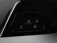 VW Golf R-Line mHEV TSI DSG in CRYSTAL ICE BLUE METALLIC