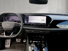 Audi A5 Avant e-hybrid quattro 220 kW in Mythosschwarz Metallic
