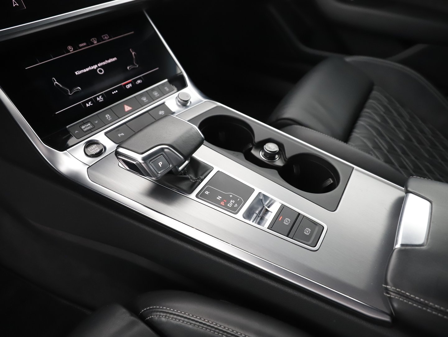 Audi A6 Avant 40 TDI quattro Sport | Bild 18 von 27