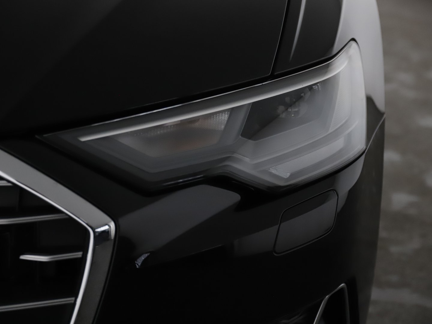 Audi A6 Avant 40 TDI quattro Sport | Bild 24 von 27