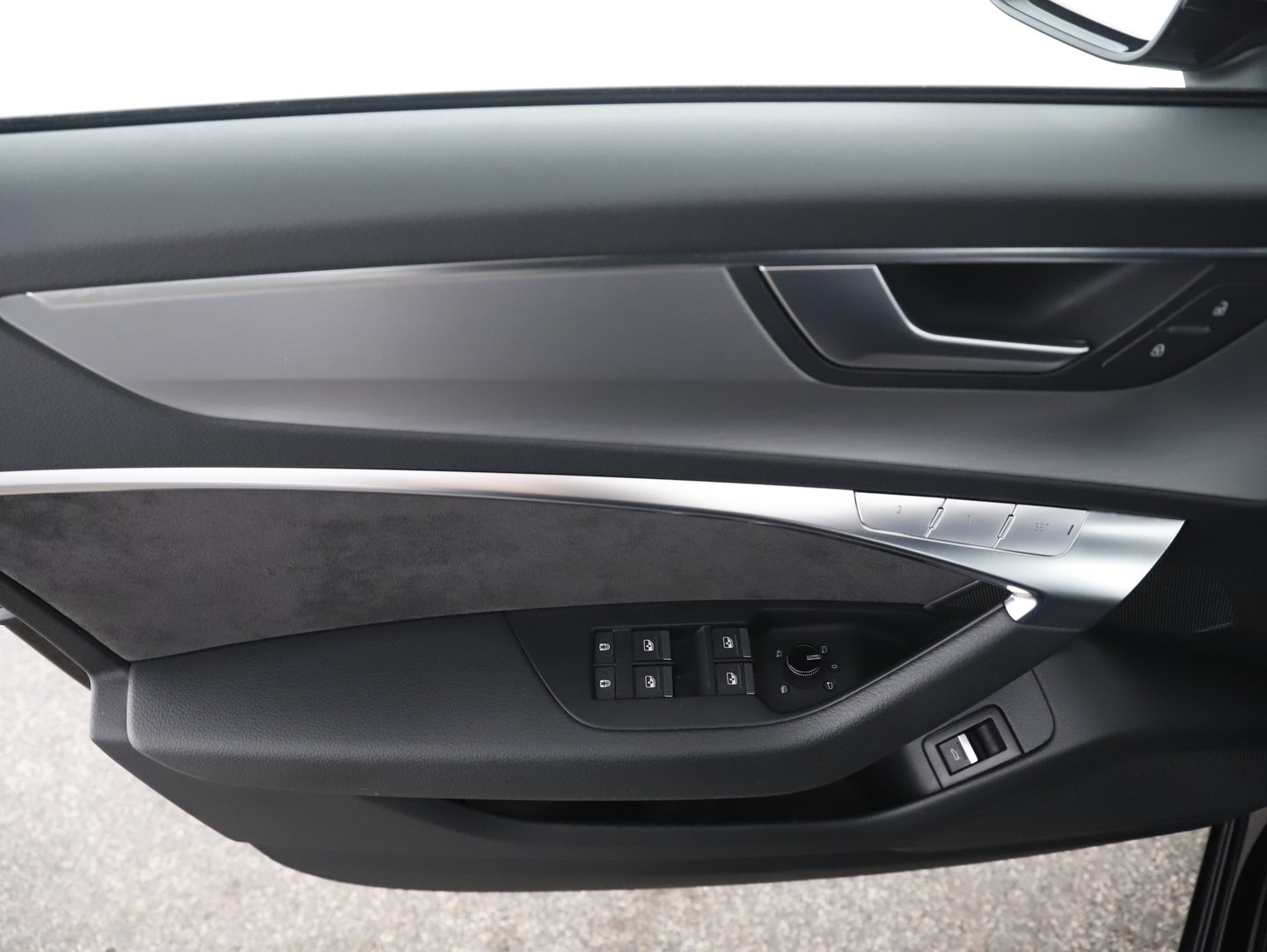 Audi A6 Avant 40 TDI quattro Sport | Bild 4 von 27