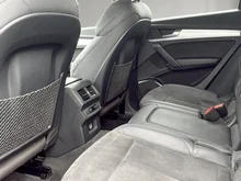 Audi Q5 55 TFSI e quattro Sport in quantumgrau