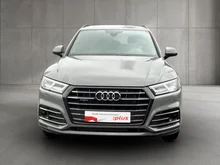 Audi Q5 55 TFSI e quattro Sport in quantumgrau