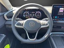 VW T-Roc Life eTSI DSG in Pure White Dach Black Uni
