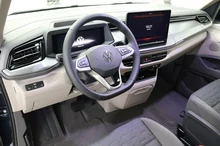 VW Multivan Business Plus eHybrid 180 kW 4M in Candyweiß / Starlight Blue Metallic