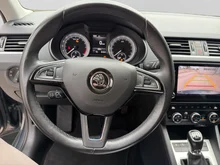 Škoda Octavia Combi Ambition in QUARZ-GRAU METALLIC