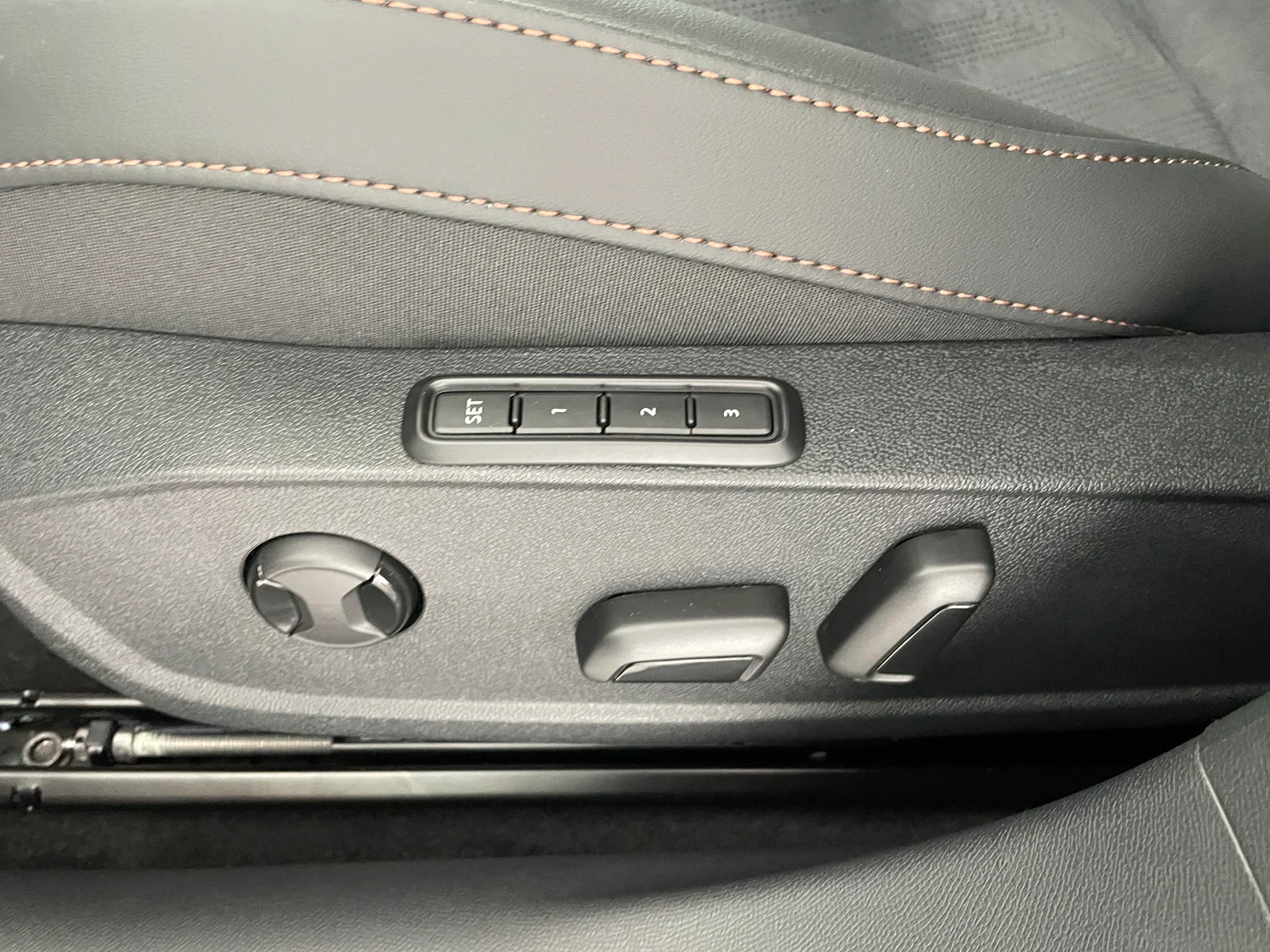 Bild eines CUPRA Leon 1.5 eTSI DSG
