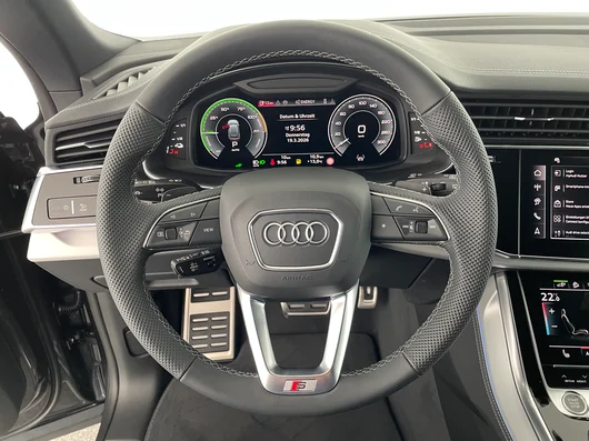Bild eines Audi Q8 TFSI e quattro 290 kW