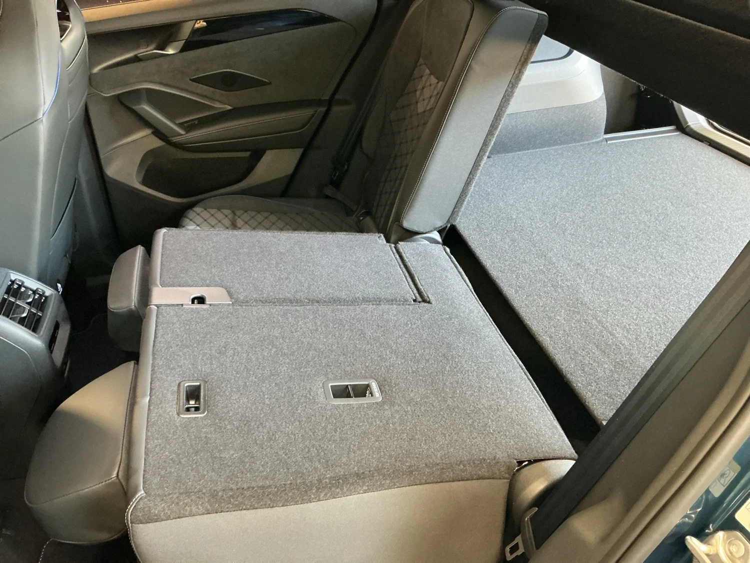 Bild eines VW Tiguan Sport TDI 4MOTION DSG