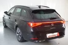 SEAT Leon SP Kombi FR 1.5 TSI ACT in Nacht-Schwarz Metallic