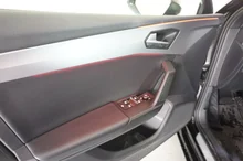 SEAT Leon SP Kombi FR 1.5 TSI ACT in Nacht-Schwarz Metallic