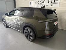 Škoda Peaq Sportline 90x in Olibo-Grün Metallic