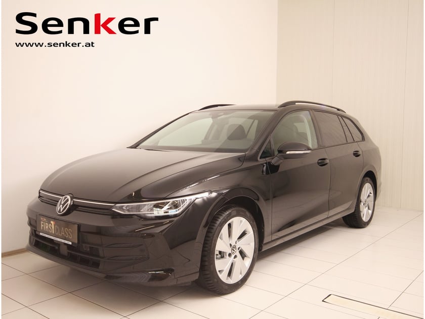 VW Golf Variant Business mHeV DSG