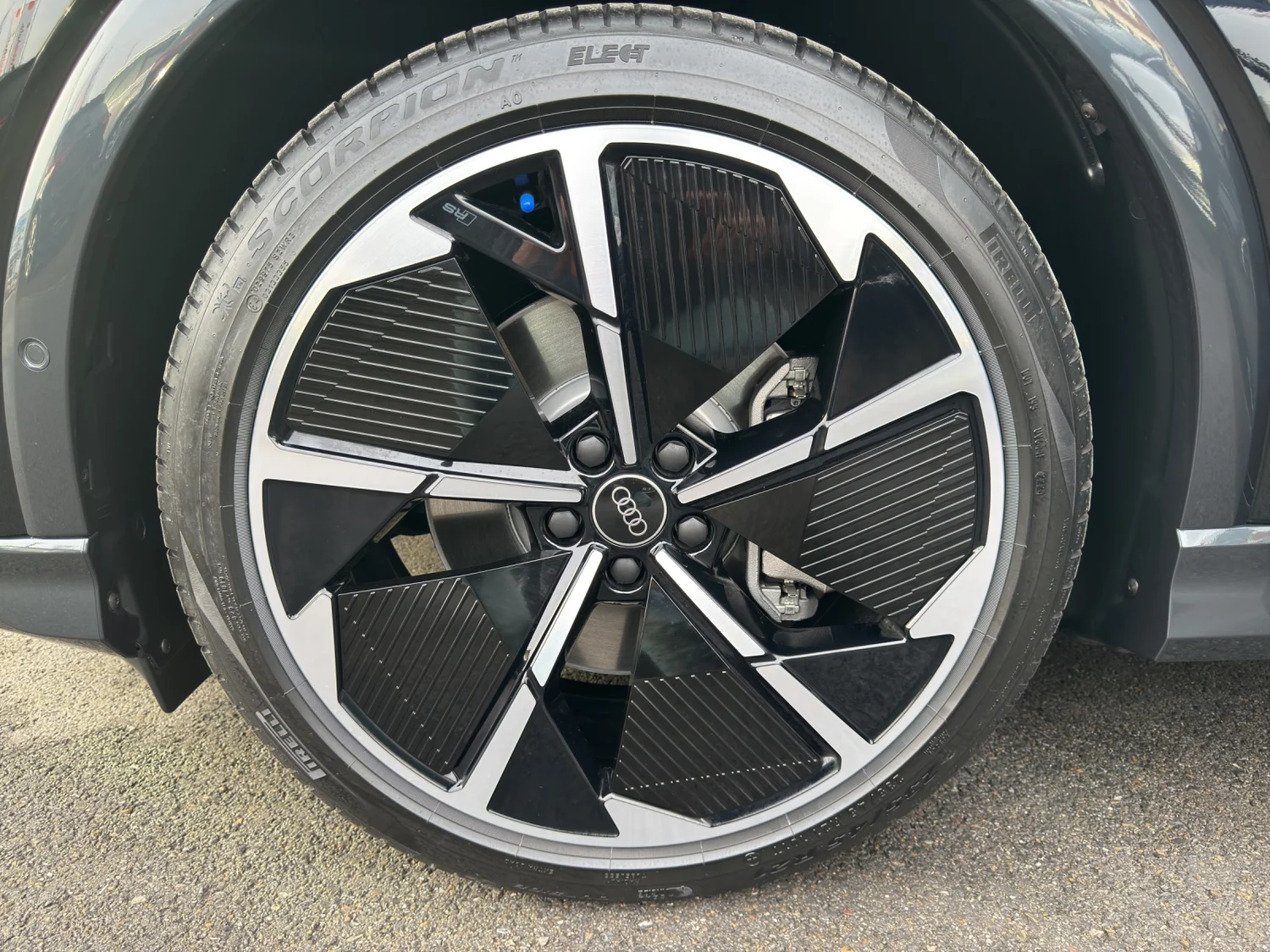 Bild eines Q4 Sportback 55 e-tron quattro