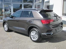 VW T-Roc Design TSI in Black Oak Brown Metallic