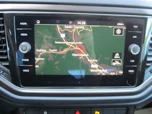 VW T-Roc Design TSI in Black Oak Brown Metallic