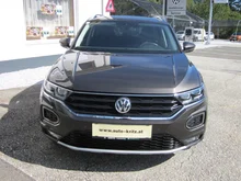 VW T-Roc Design TSI in Black Oak Brown Metallic