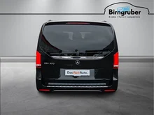 Mercedes EQV 300 Kombi lang 100kWh in schwarz