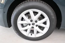 Thumbnail-Foto von Fahrzeug