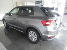 Thumbnail-Foto von Fahrzeug