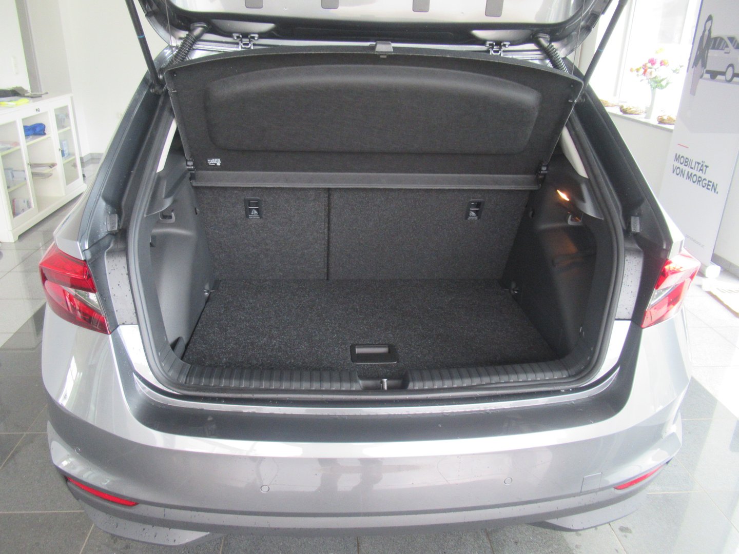 Fahrzeug Vorschaubild