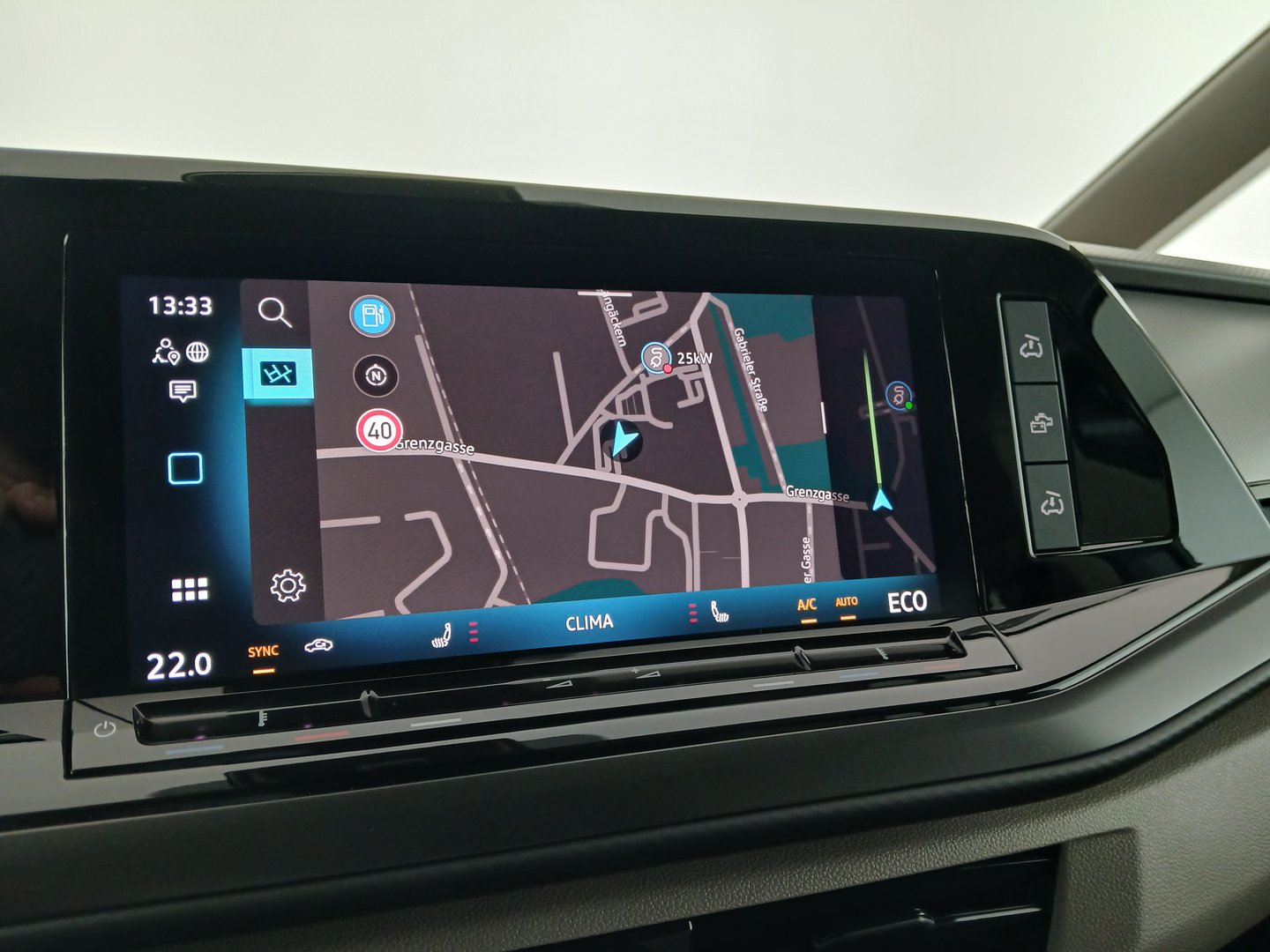 VW California Beach Camper eHyb. 180 kW 4M | Bild 22 von 40