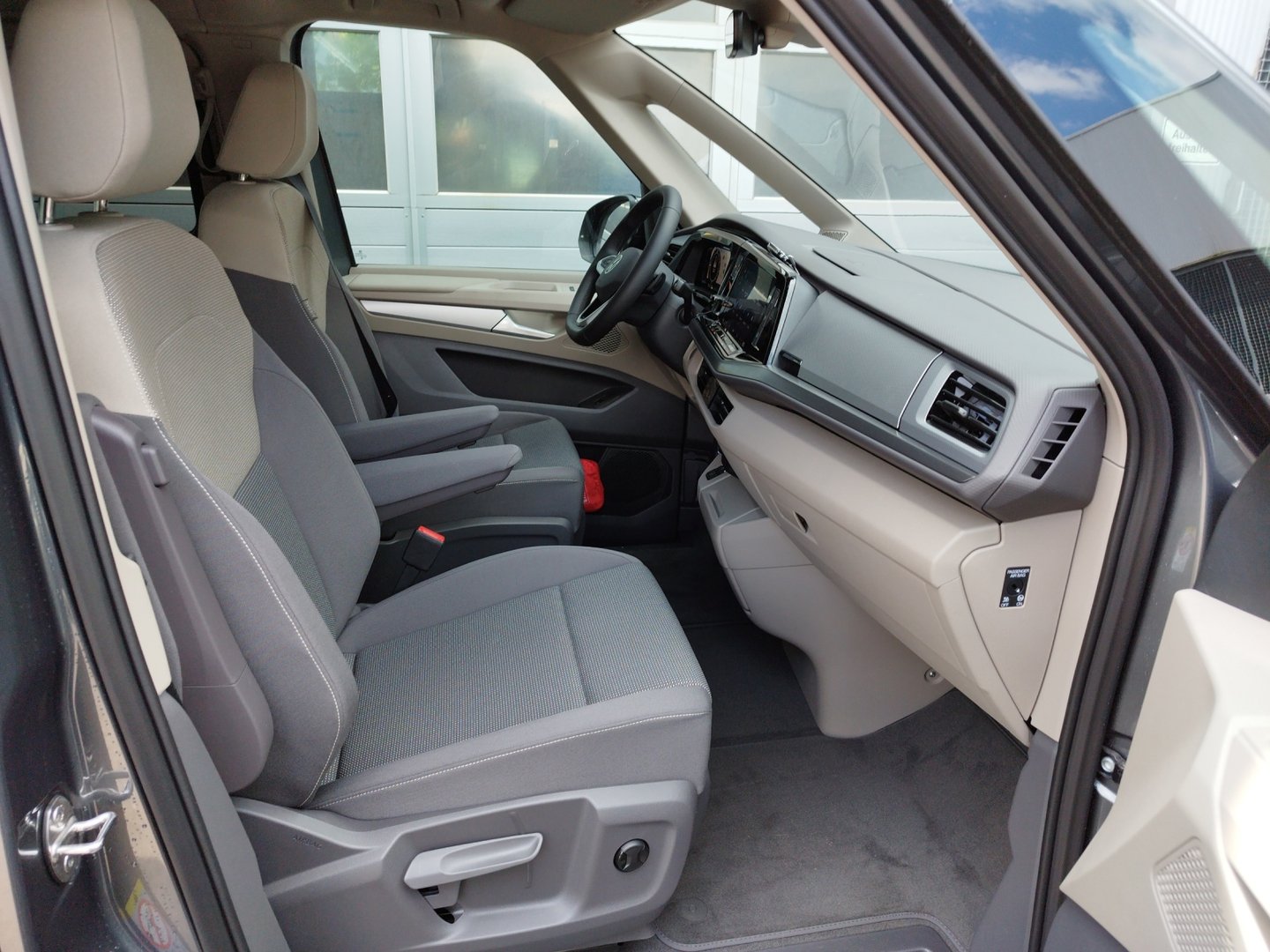 VW California Beach Camper eHyb. 180 kW 4M | Bild 10 von 25