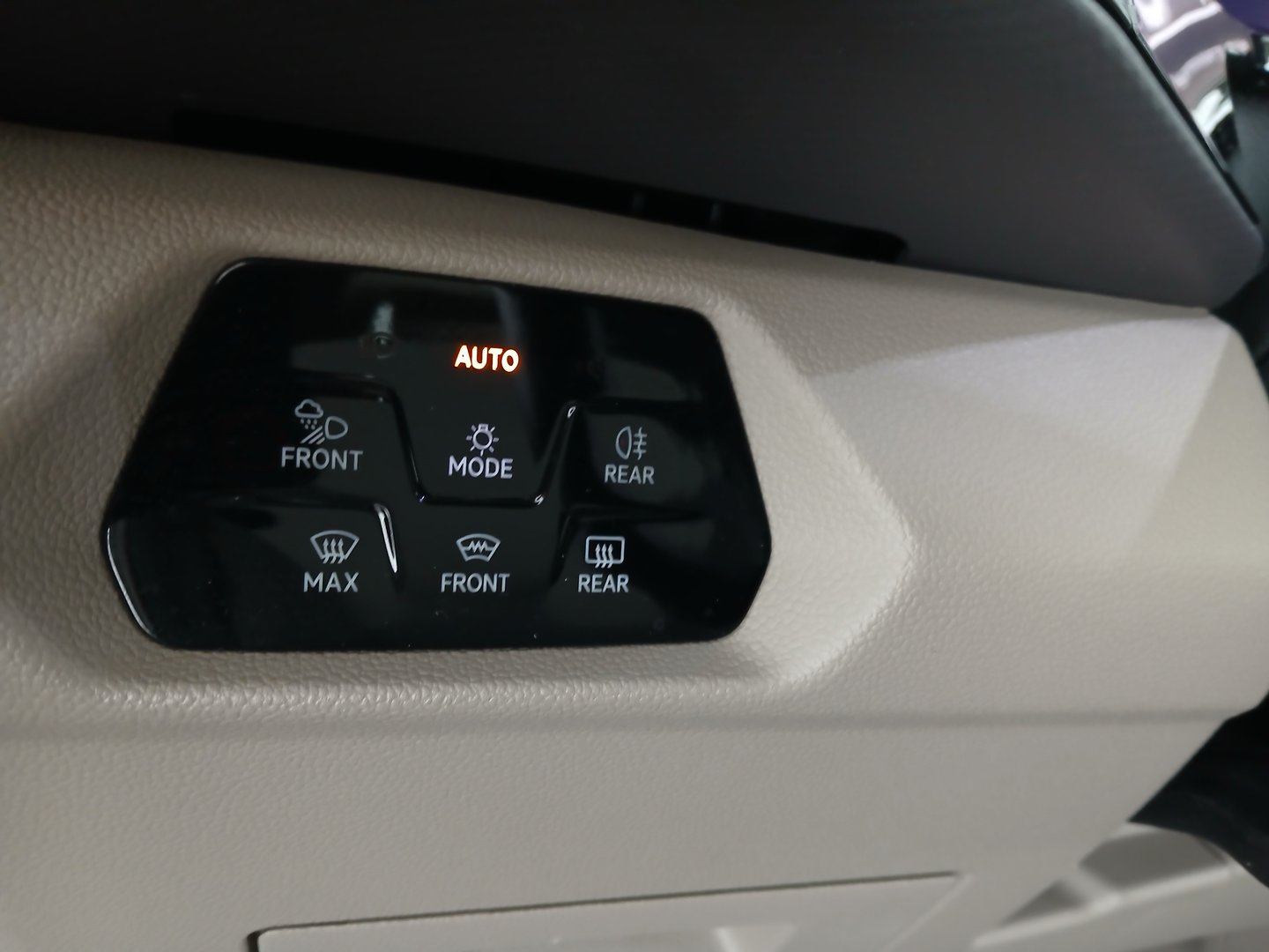 VW California Beach Camper eHyb. 180 kW 4M | Bild 12 von 40