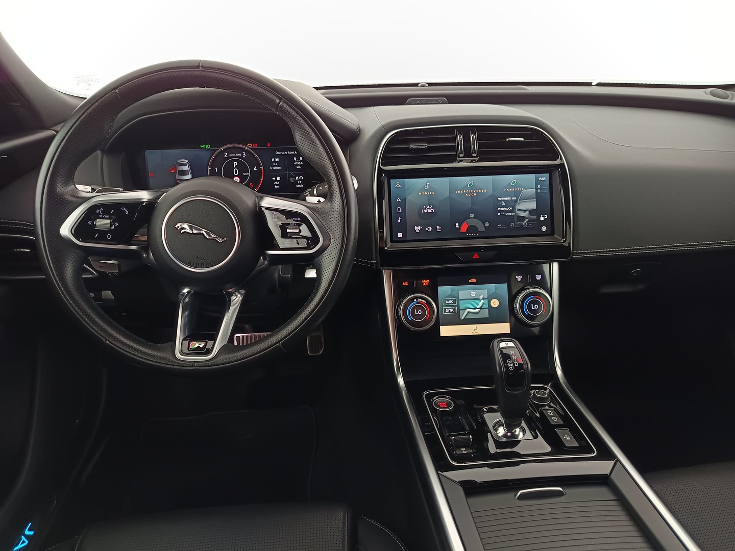 Jaguar XE D200 R-Dynamic Black Aut. | Bild 13 von 34