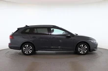 VW Golf Variant Business TSI in Delfingrau Metallic