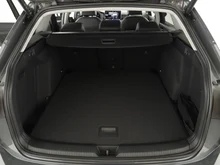 VW Golf Variant Business TSI in Delfingrau Metallic
